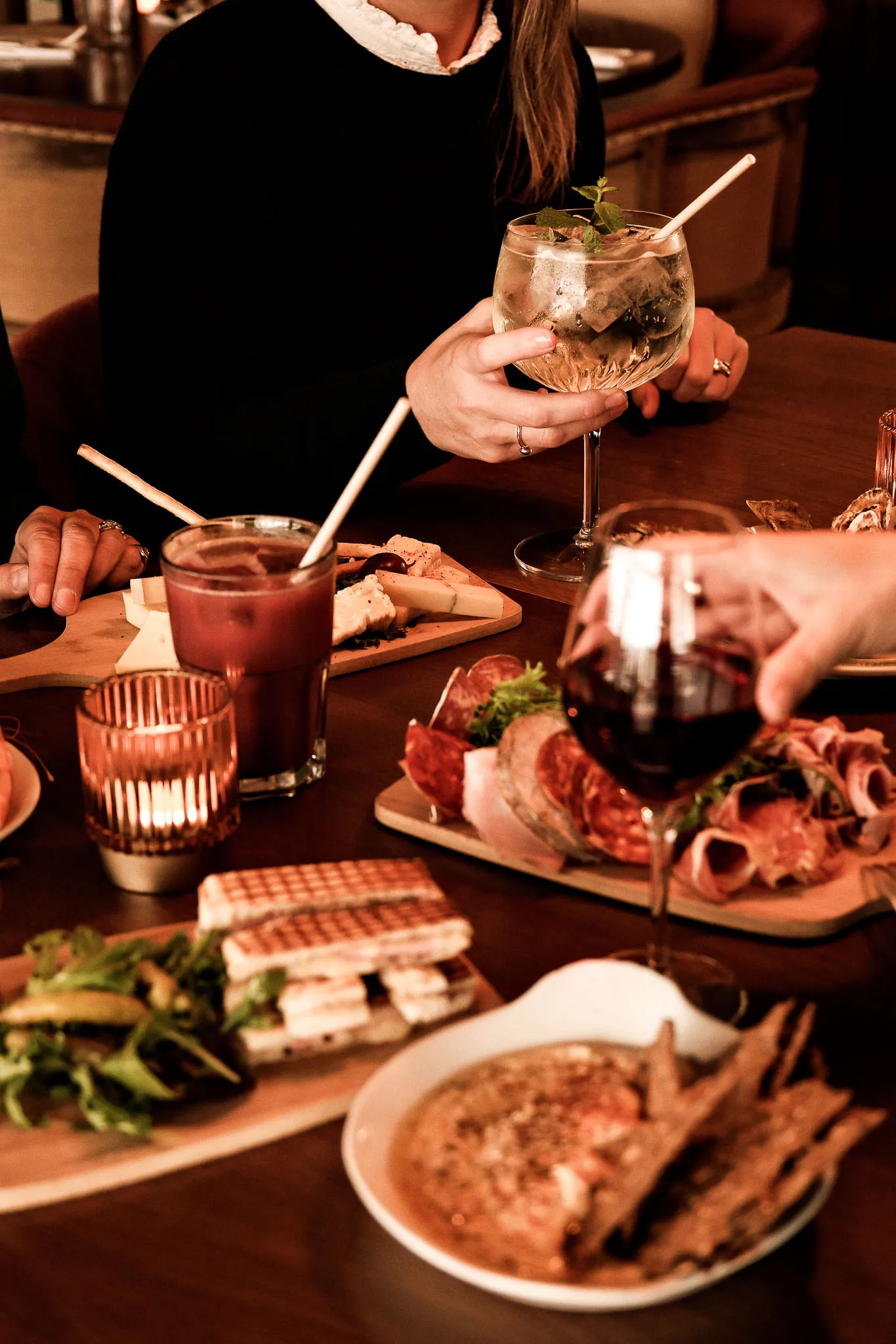Tapas et planches à partager à l’heure de l’apéritif
